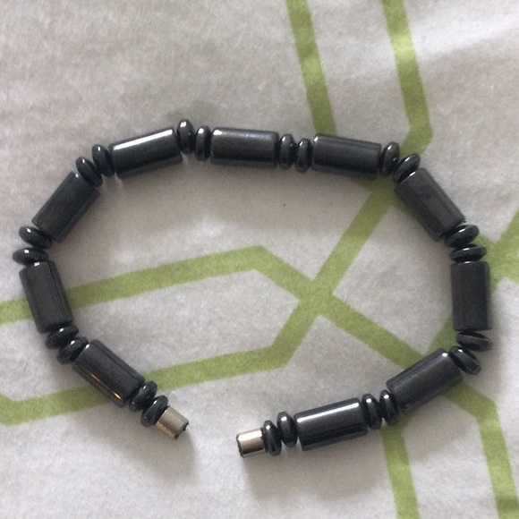 Magnetic closure titanium bracelet - Picture 1 of 3